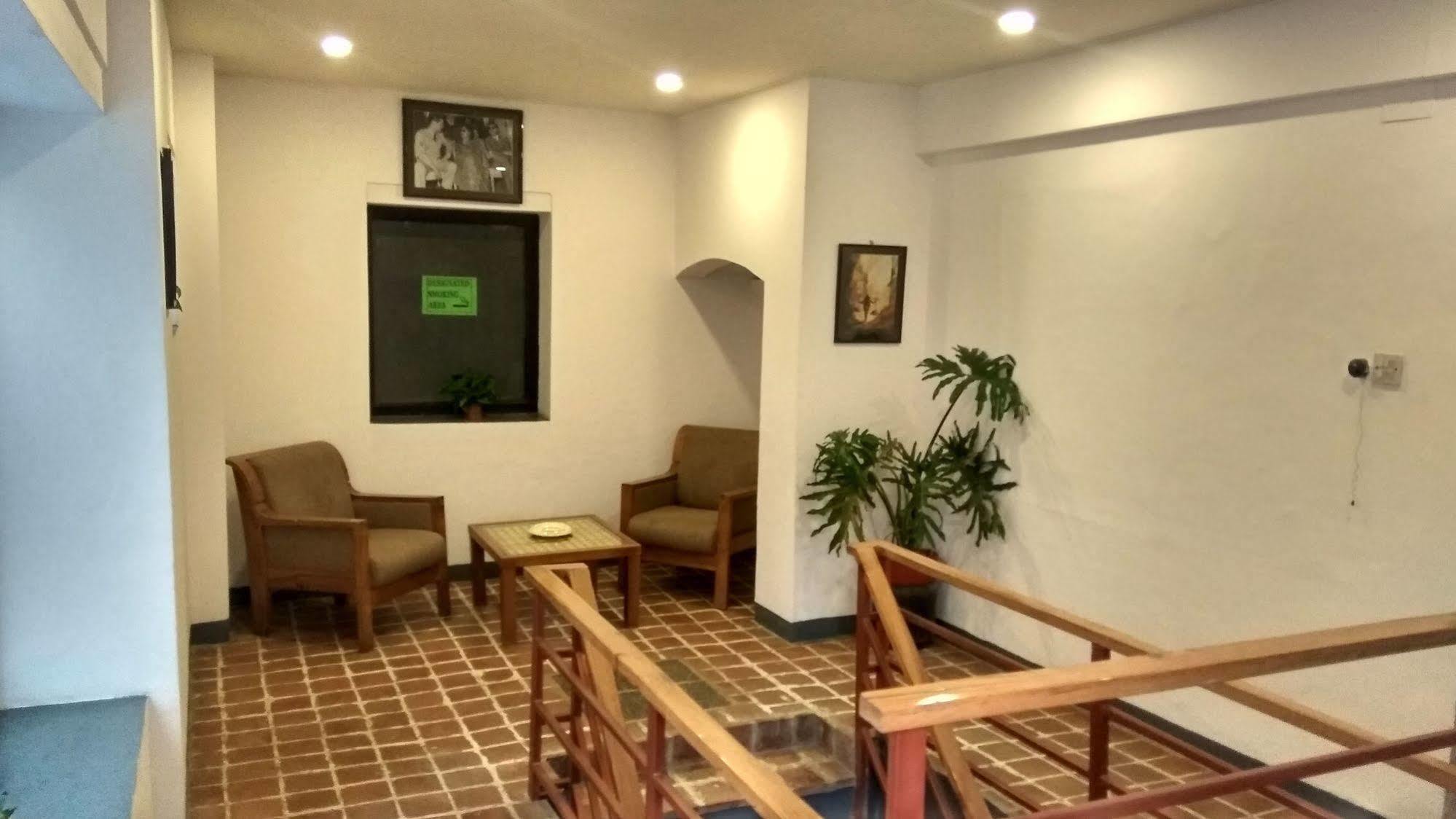 Hotel Heranya Kathmandu Luaran gambar